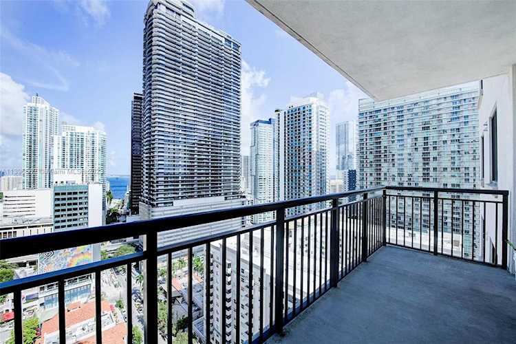 999 SW 1st Ave #2402 Miami, FL 33130