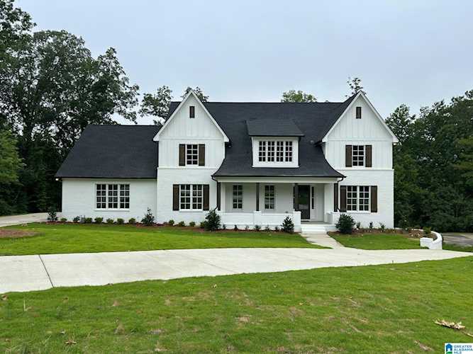 205 Salisbury Circle Birmingham, AL 35242