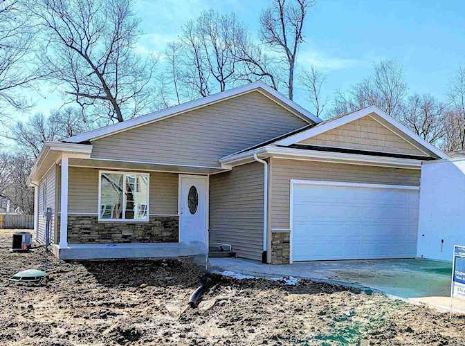 26082 Lake Terrace Circle Elkhart, IN 46514 | MLS 202318267 Photo 1