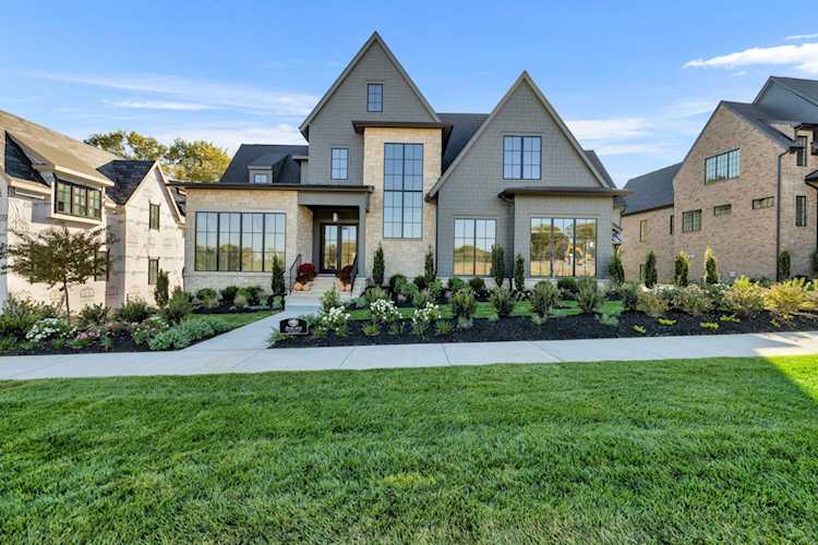 8884 Edgecomb Dr College Grove, TN 37046