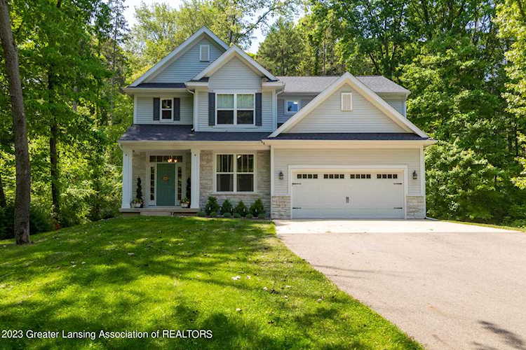 3129 Pawapi Lane E Williamston, MI 48895 | MLS 273463 Photo 1