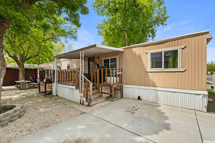 680 N Main St Kaysville, UT 84037