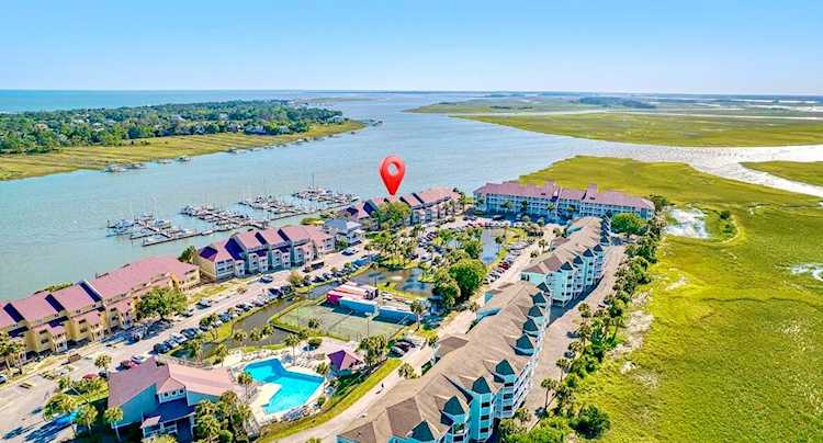 71 Mariners Cay Dr Folly Beach, SC 29439