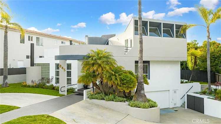 845 11th St Manhattan Beach, CA 90266