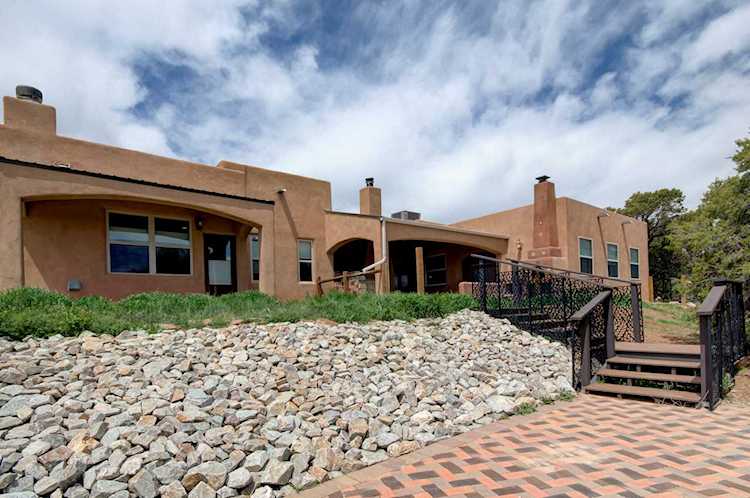 7 Lauren Taylor Ct Tijeras, NM 87059