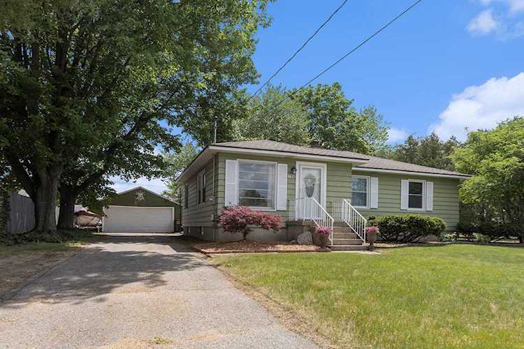 740 Lyles St SE Kentwood, MI 49548 | MLS 23018528 Photo 1