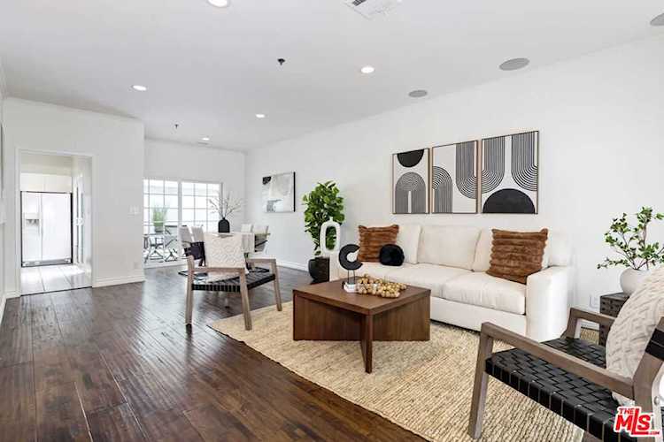 1338 Stanford St #C Santa Monica, CA 90404 | MLS 23275845 Photo 1