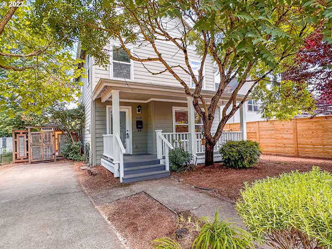 839 NE Jessup ST Portland, OR 97211