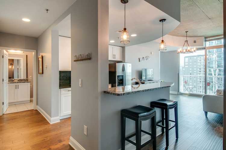 415 Church St #1504 Nashville, TN 37219 | MLS 2529722 Photo 1