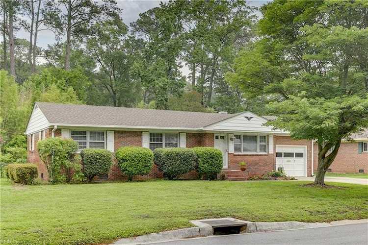 5620 Woodgreen Rd Virginia Beach, VA 23455 | MLS 10488991 Photo 1