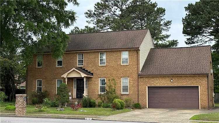 Virginia Area Real Estate Agent Photo 1