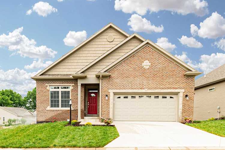 18147 S Cloverleaf Drive South Bend, IN 46637