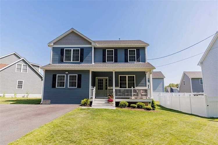 134 Cobble Hill Rd Lincoln, RI 02865 | MLS 1336833 Photo 1