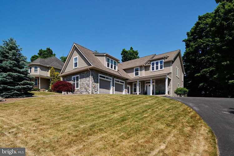 1307 Ridgemaster Dr State College, PA 16803 | home for sale | KBB Photo 1