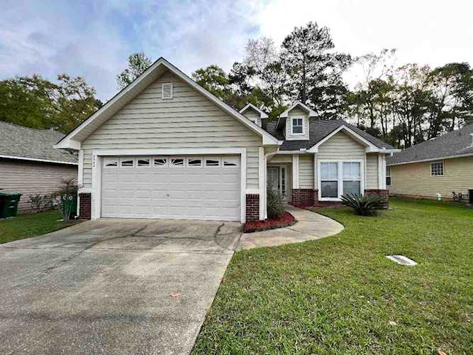 8542 Charrington Forest Blvd Tallahassee, FL 32312