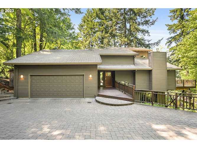 2661 Lookout CT Lake Oswego, OR 97034