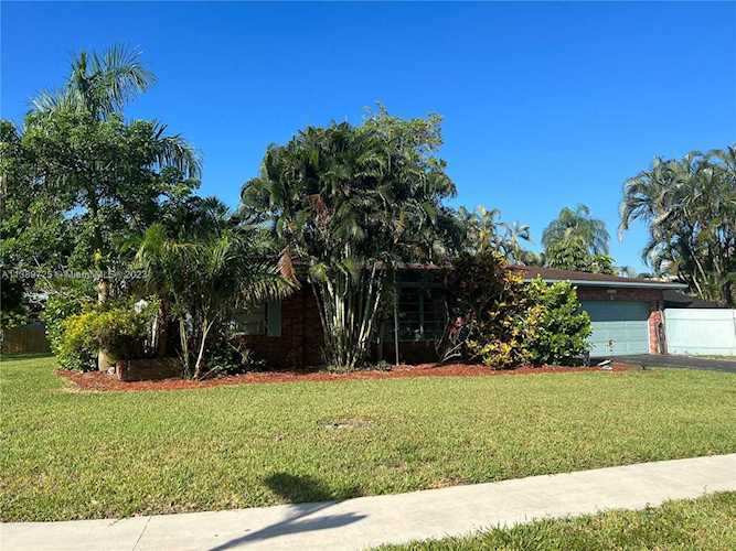 Address Withheld Plantation, FL 33317