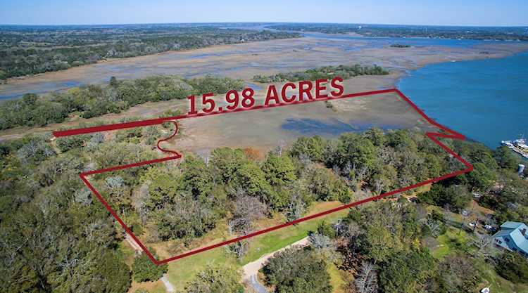 7083 Whistling Alligator Way Wadmalaw Island, SC 29487