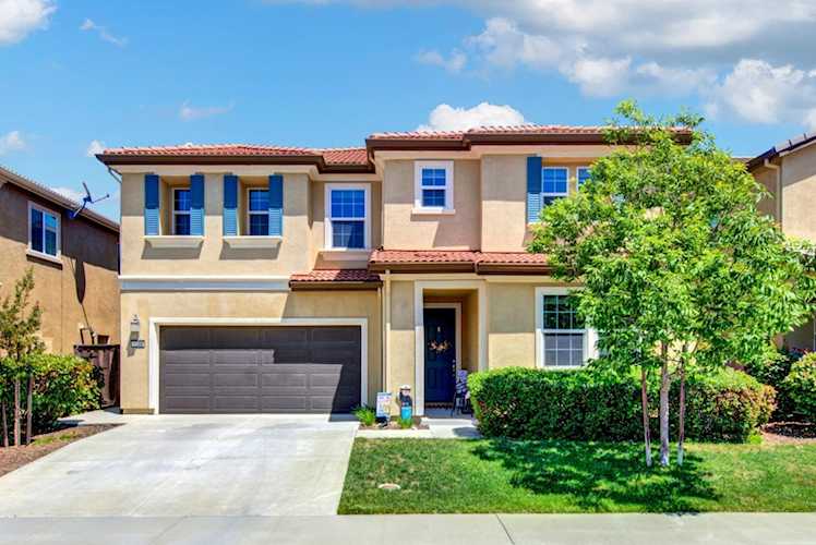 5248 Maestro Way Roseville, CA 95747