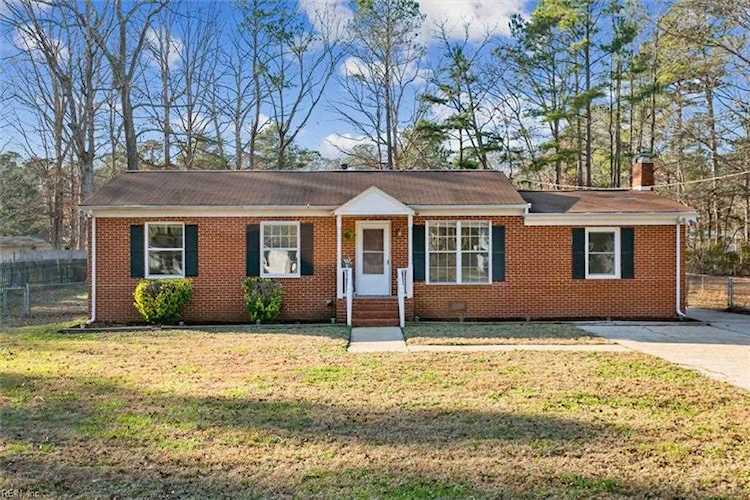 113 Williamson Dr Williamsburg, VA 23188