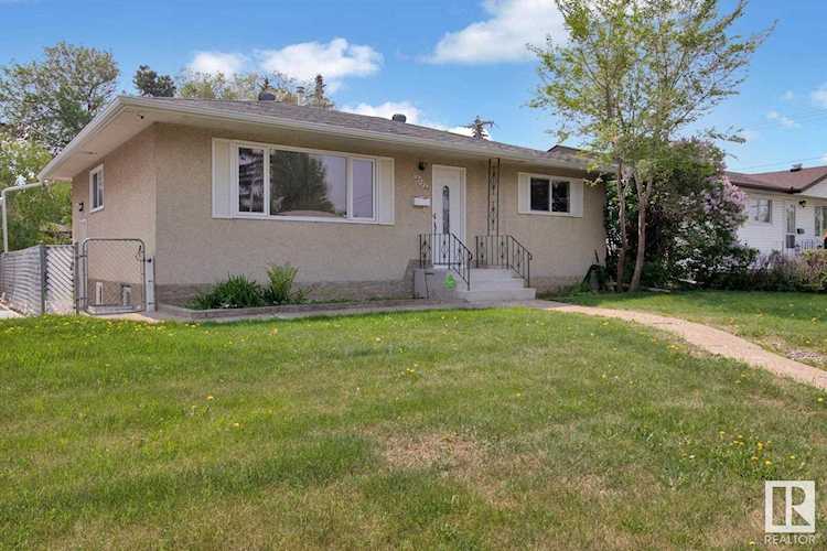4803 103 Avenue Edmonton, AB T6A 0S8