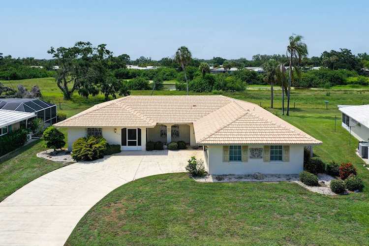 7318 Biltmore Dr Sarasota, FL 34231