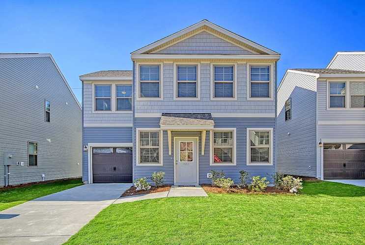 1044 Berry Patch Circle Summerville, SC 29485