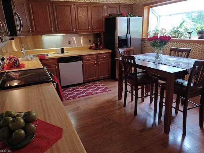 7484 Hughart St Norfolk, VA 23505