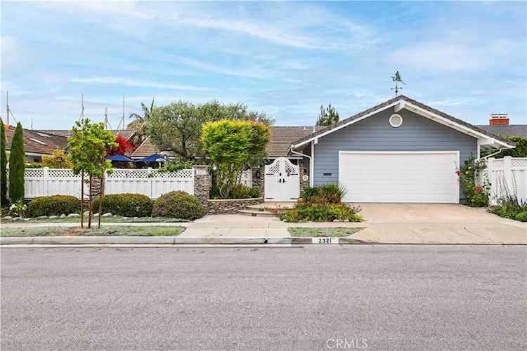 2321 Arbutus St Newport Beach, CA 92660