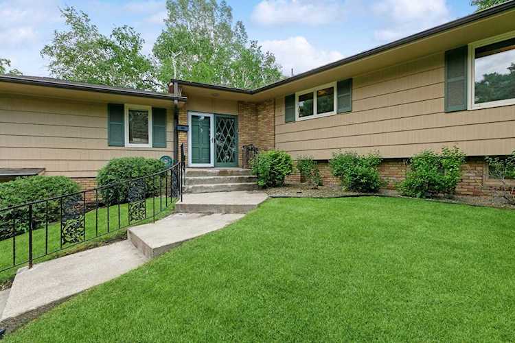 4311 Cedarwood Road Saint Louis Park, MN 55416