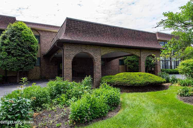 1602 Gardiner Ln 224 Louisville KY 40205 condo for sale MLS 1637927