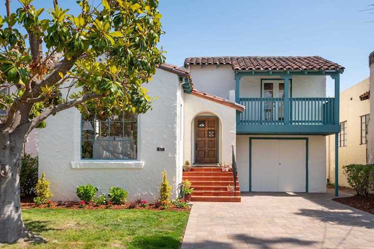 217 26th Avenue San Mateo, CA 94403