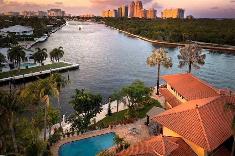 2763 NE 17th St Fort Lauderdale, FL 33305