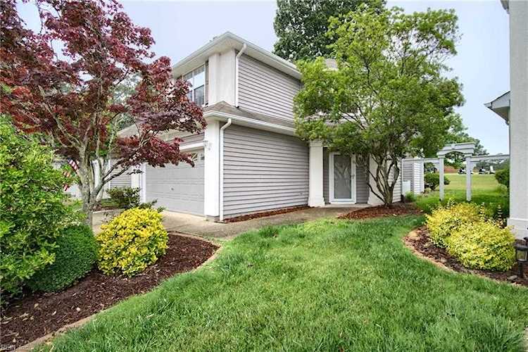 959 Drivers Ln Newport News, VA 23602 | MLS 10488984 Photo 1