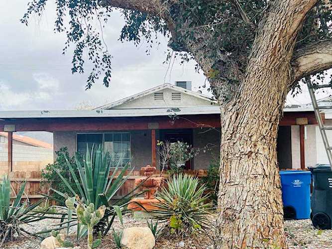 15222 Avenida Manzana Desert Hot Springs, CA 92240
