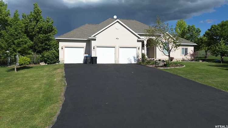 274 E 8800 S Paradise, UT 84328