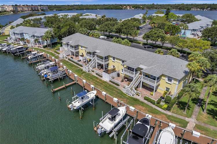 5174 Beach Dr SE #C St. Petersburg, FL 33705