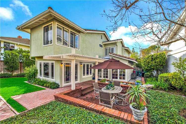 5 Butternut Ln Irvine, CA 92612