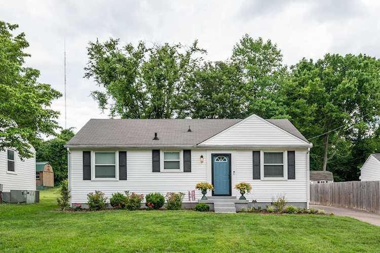 5625 Meadowcrest Ln Nashville, TN 37209 | MLS 2532740 Photo 1