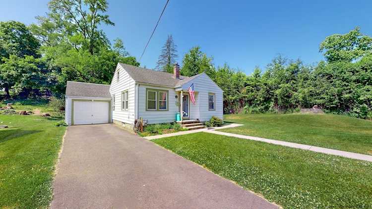 25 Hayes Street Kingston, NY 12401