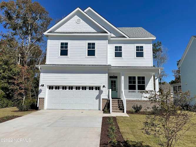 921 Baldwin Park Drive Wilmington, NC 28411