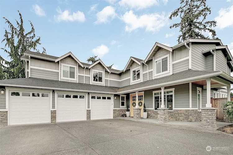 21815 86th Place W Edmonds, WA 98026