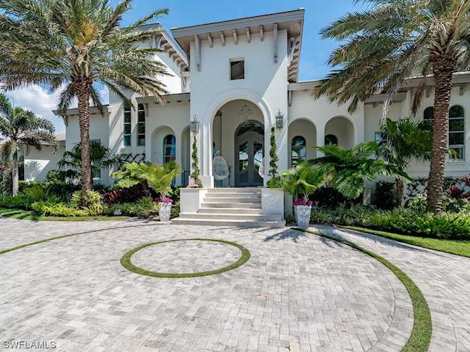1340 Caxambas Ct Marco Island, FL 34145