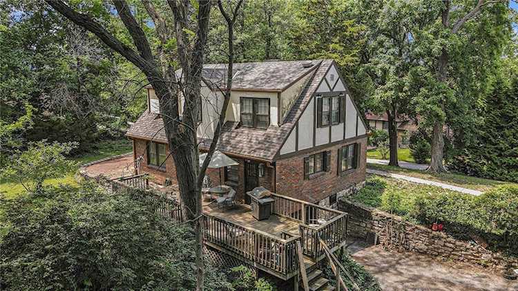 103 NE Hill St Kansas City, MO 64116 | MLS 2438488 Photo 1