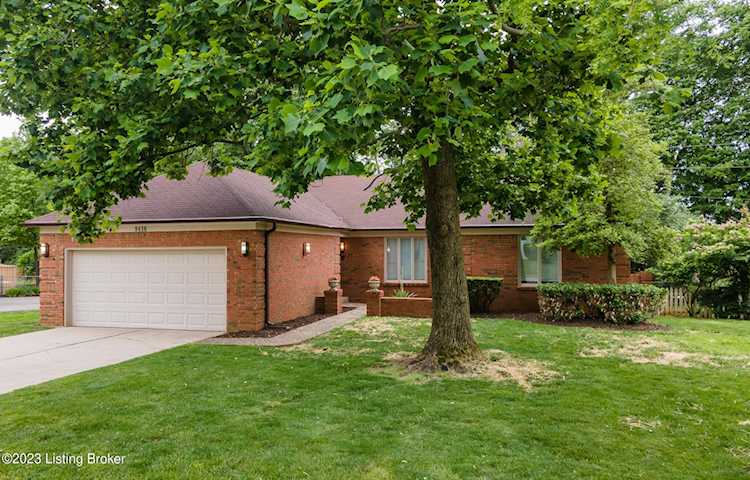 9616 Tamarisk Pkwy Louisville, KY 40223