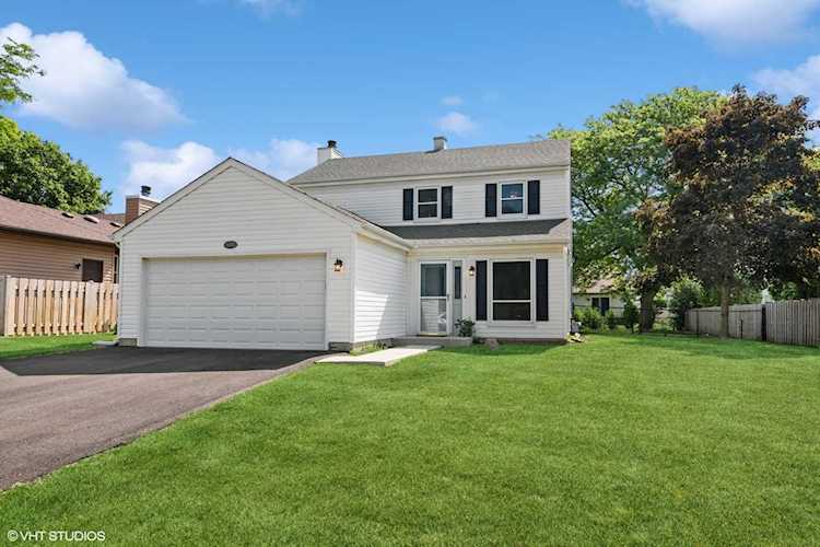 586 Cortland Dr Lake Zurich, IL 60047 | MLS 11786429 Photo 1