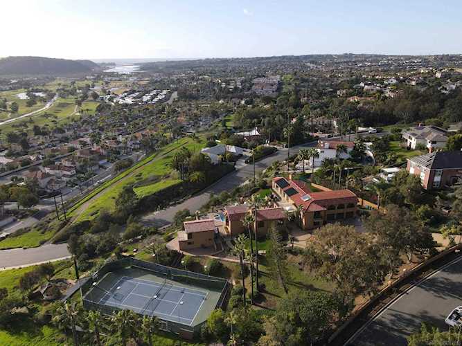 2917 Managua Place La Costa, CA 92009