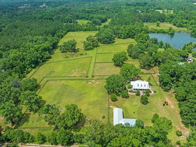 14416 High Hill Pond Rd Tallahassee, FL 32309