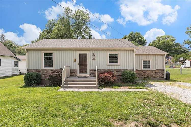 414 Sheidley Ave Bonner Springs, KS 66012 | MLS 2438533 Photo 1