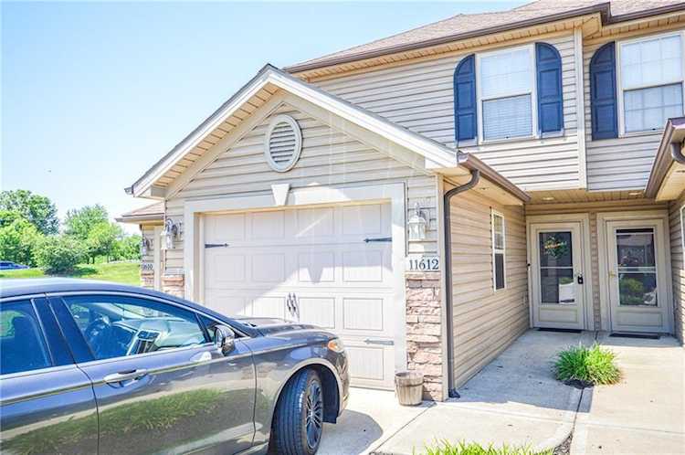 11612 N Ewing Ave Kansas City, MO 64156 | MLS 2438532 Photo 1
